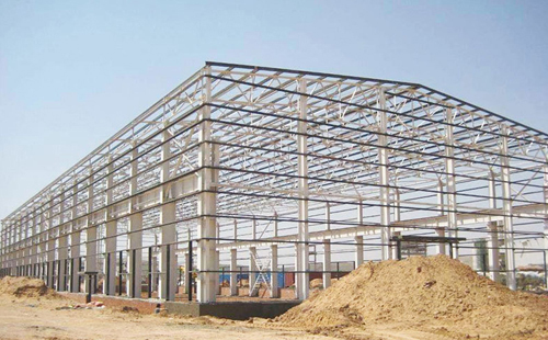 同德钢结构安装中的吊装与节点连接技术要点